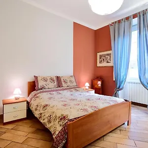 Appartement Xenia - Elegant Flat In The Center Of, Milan